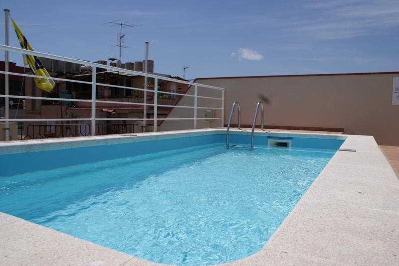 Hostal Vila Del Mar โยเรตเดมาร์ ภายนอก รูปภาพ