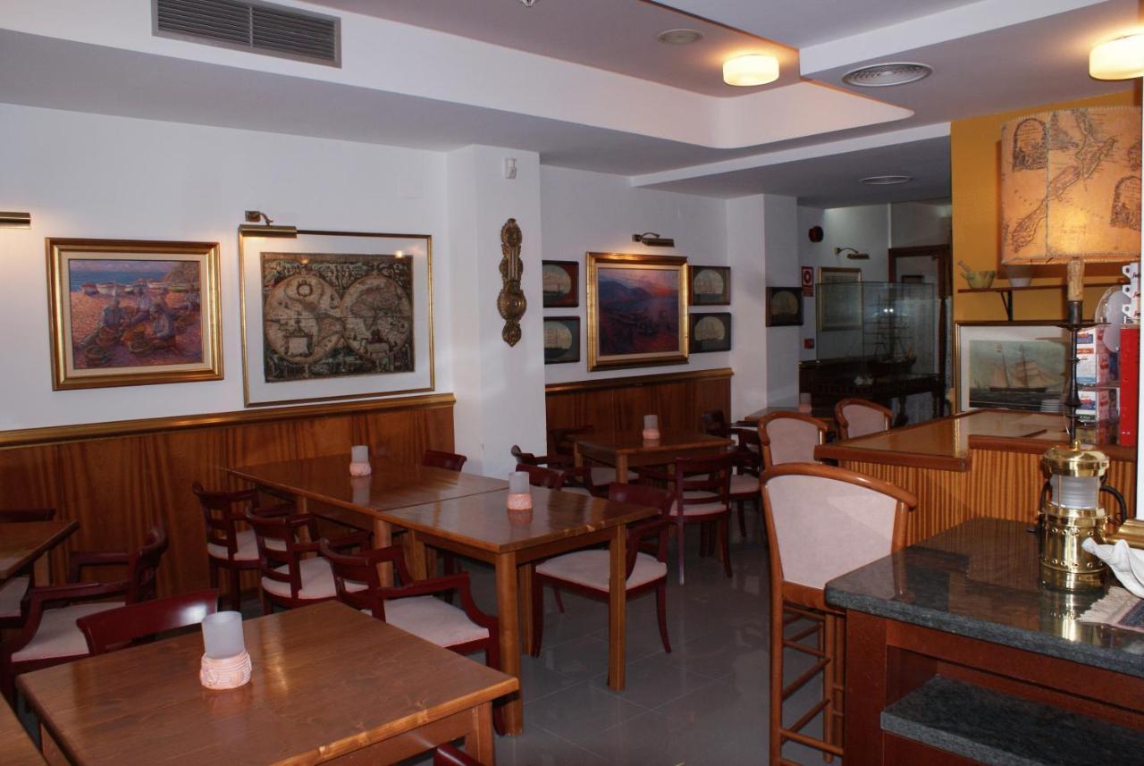 Hostal Vila Del Mar โยเรตเดมาร์ ภายนอก รูปภาพ